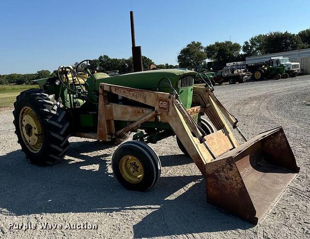 Image of John Deere 4020 equipment image 2