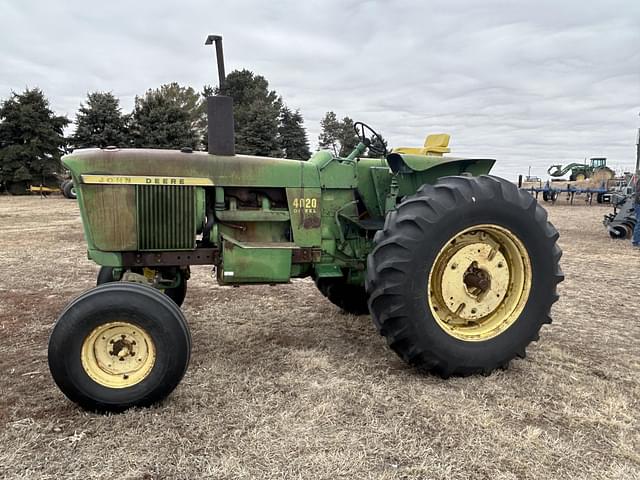 Image of John Deere 4020 equipment image 3