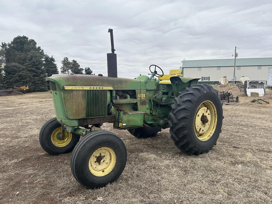 Image of John Deere 4020 Primary image