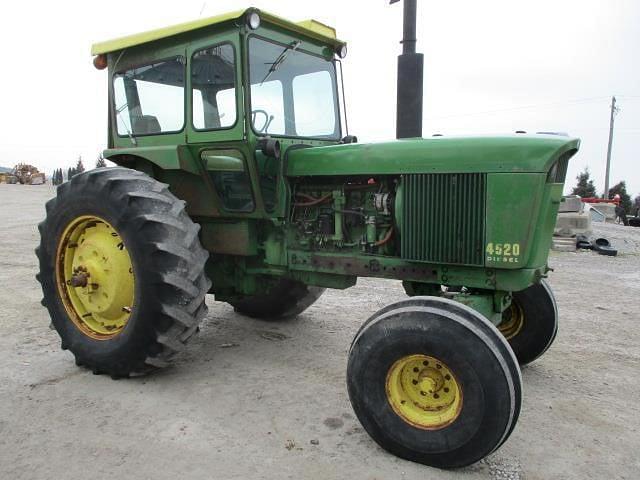 Image of John Deere 4520 equipment image 1