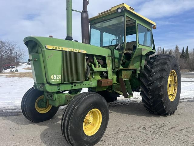 Image of John Deere 4520 equipment image 3