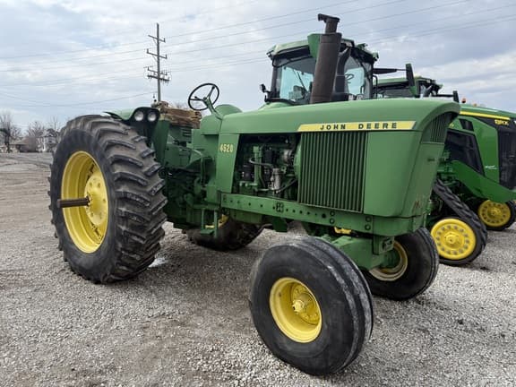 Image of John Deere 4520 equipment image 1