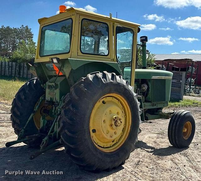 Image of John Deere 4520 equipment image 4