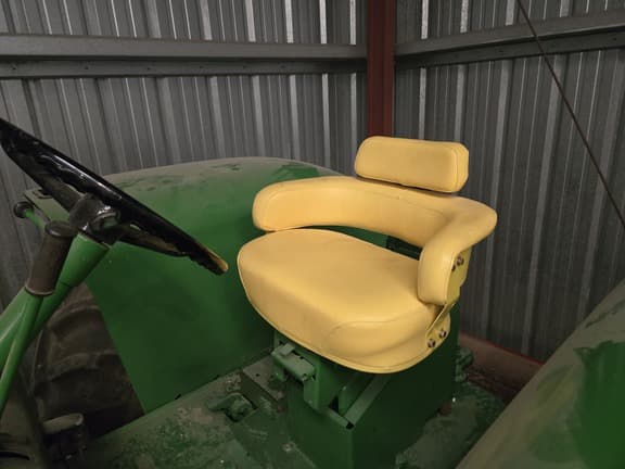 Image of John Deere 5020 equipment image 4