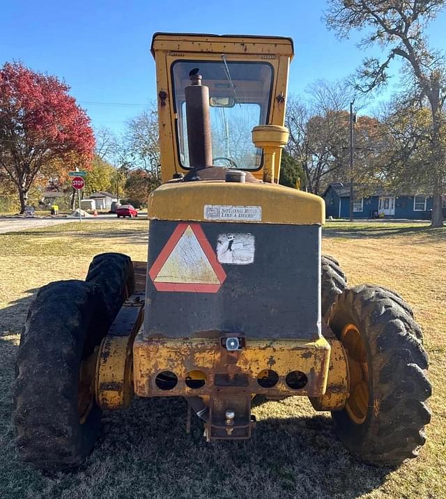 Image of John Deere 570 equipment image 4