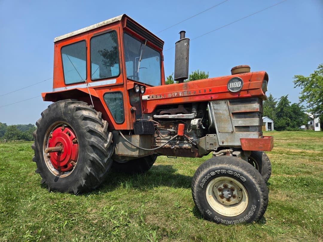 Image of Massey Ferguson 1100 Primary image