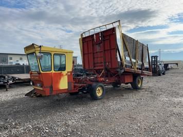 Main image New Holland 1049