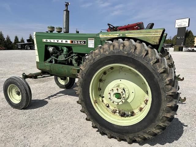 Image of Oliver 1950 equipment image 4