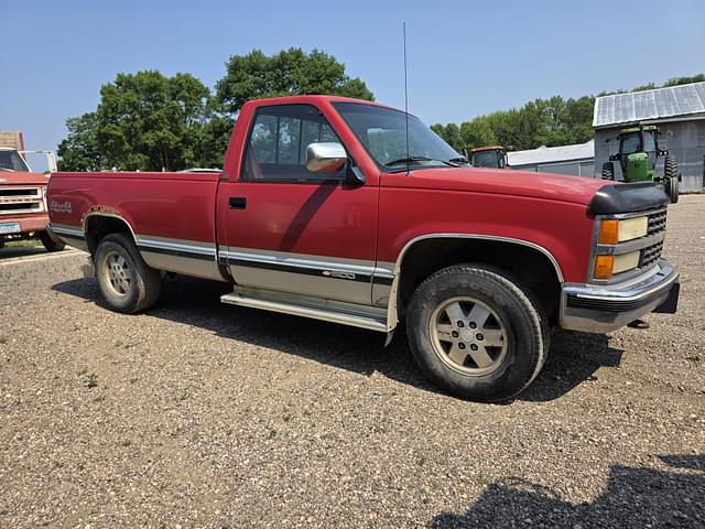 Image of Chevrolet 1500 equipment image 4