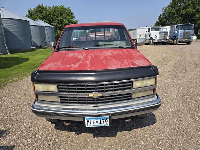Image of Chevrolet 1500 equipment image 3