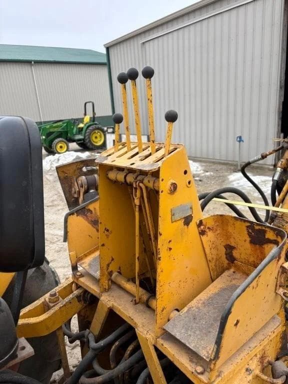 Image of Case 580CK equipment image 4