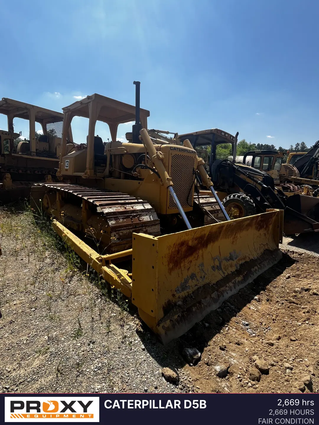 Image of Caterpillar D5B Primary image