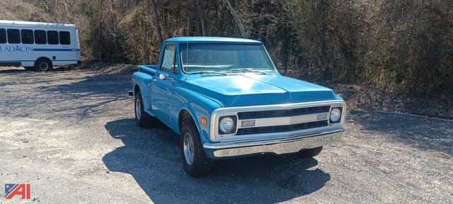 Image of Chevrolet C10 equipment image 4