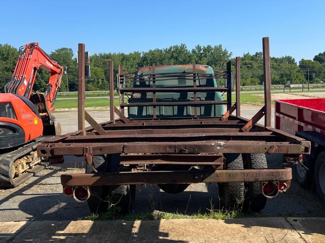 Image of Chevrolet C50 equipment image 2
