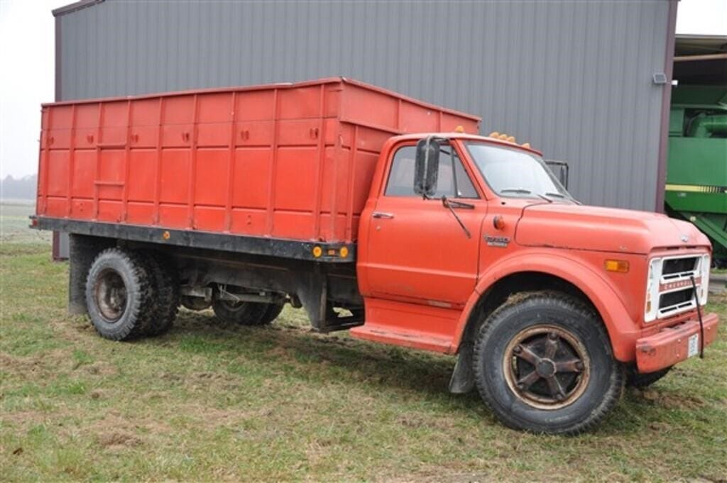 1970 Chevrolet C50 Equipment Image0