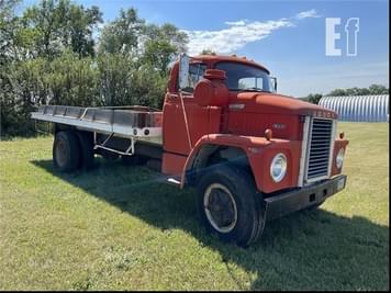 Main image Dodge 800