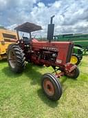 1970 Farmall 806 Image