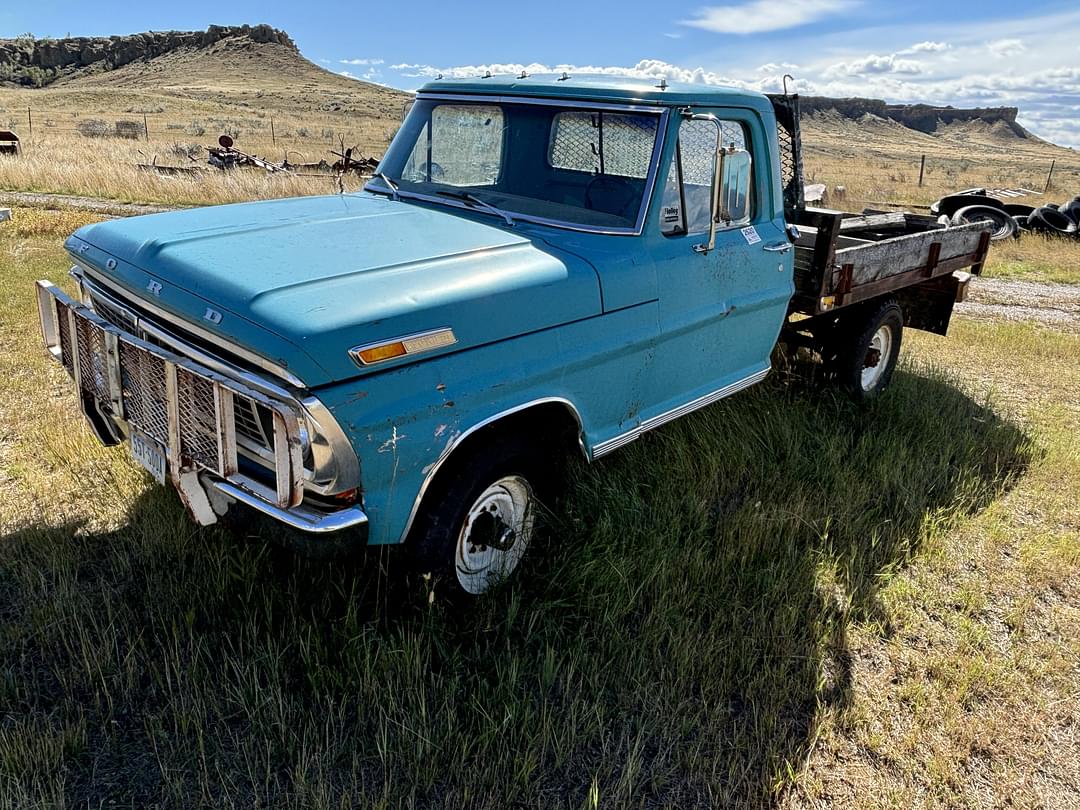 Image of Ford F-250 Primary image