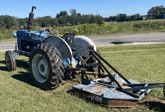 Image of Ford 3000 equipment image 1