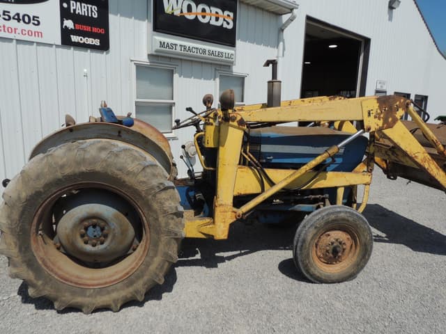 Image of Ford 3000 equipment image 3