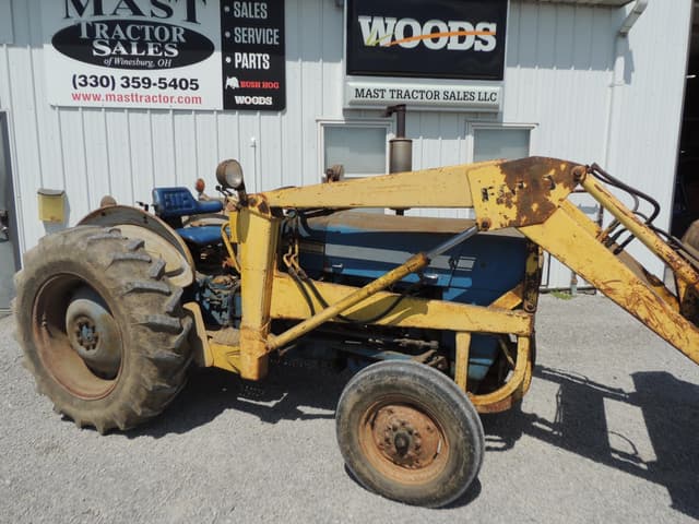 Image of Ford 3000 equipment image 2
