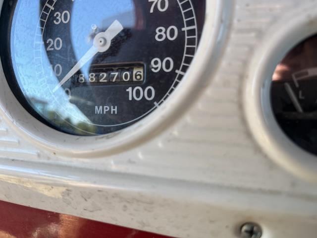 Image of Ford F-600 equipment image 4