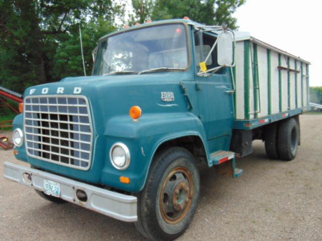 Image of Ford 600 Primary image