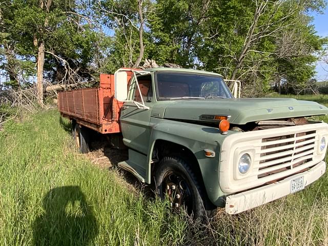Image of Ford F-600 equipment image 1