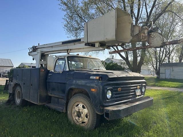 Image of Ford F-500 equipment image 4
