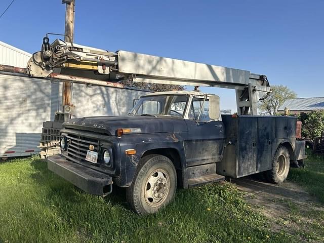 Image of Ford F-500 equipment image 2