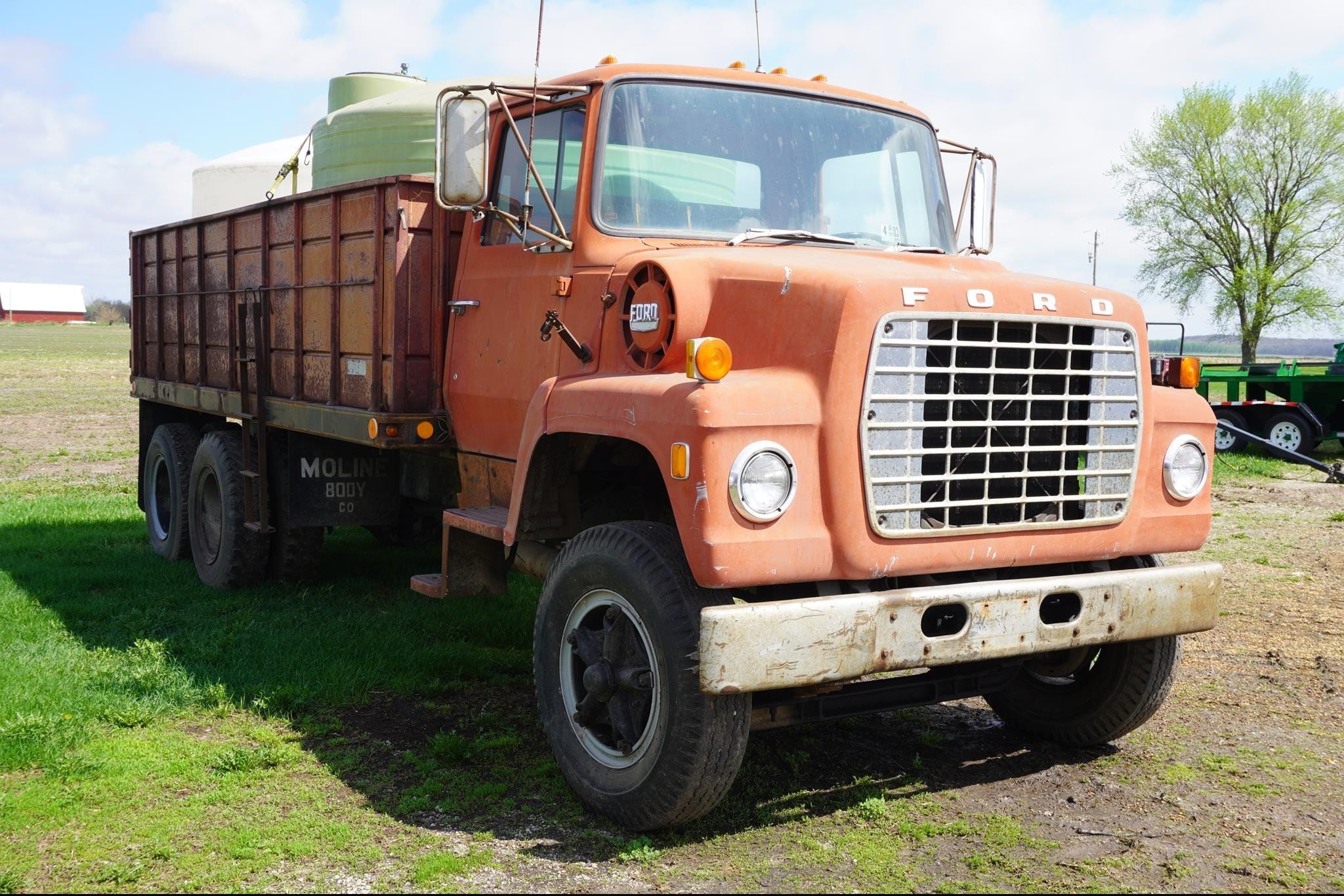 1970 Ford LN6000 Equipment Image0
