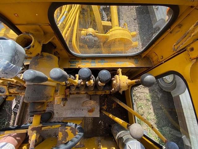 Image of Galion 303 equipment image 4