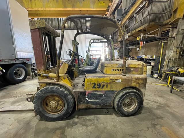 Image of Hyster H60C equipment image 1