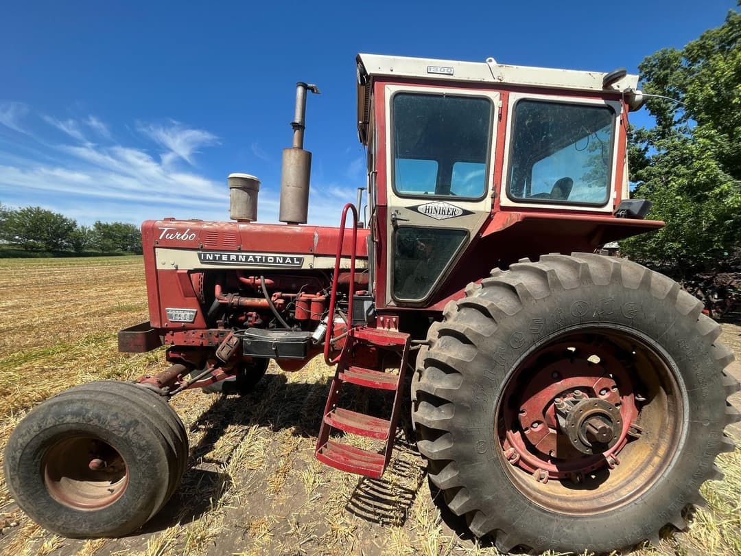 Image of International Harvester 1456 Primary image