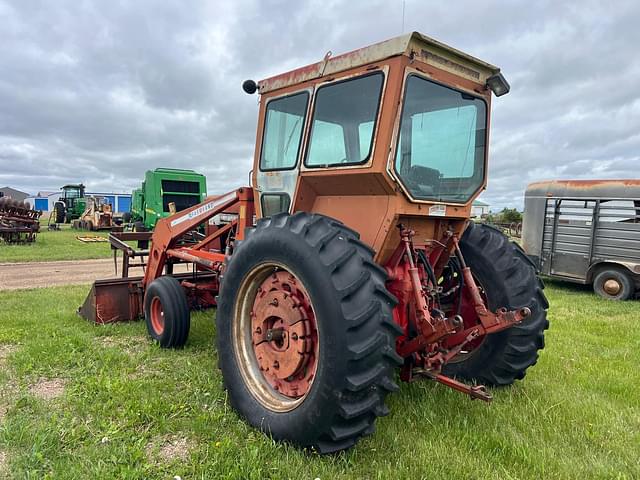 Image of International Harvester 856 equipment image 2