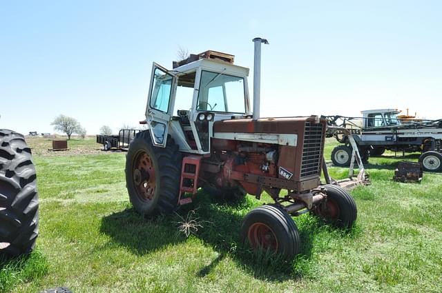 Image of International Harvester 856 equipment image 3