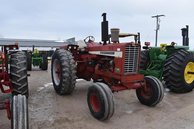 Image of International Harvester 1456 equipment image 2