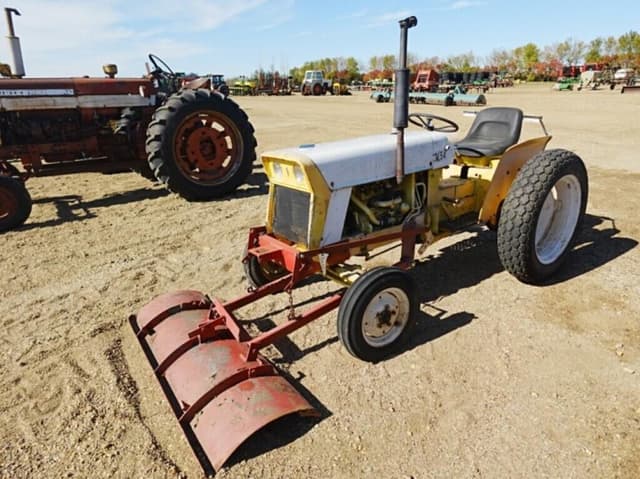 Image of International Harvester Cub 154 Lo-Boy equipment image 1