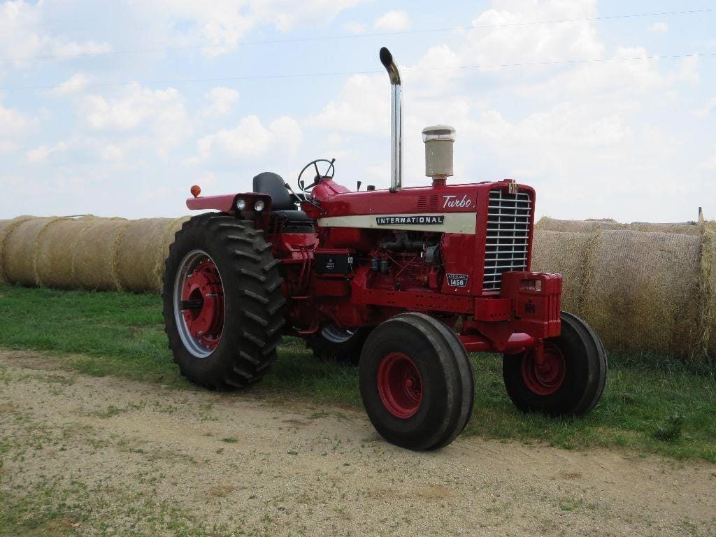 Main image International Harvester 1456