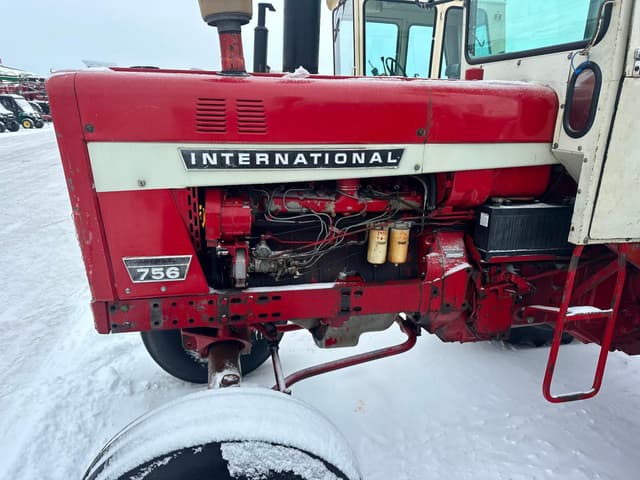 Image of International Harvester 756 equipment image 3