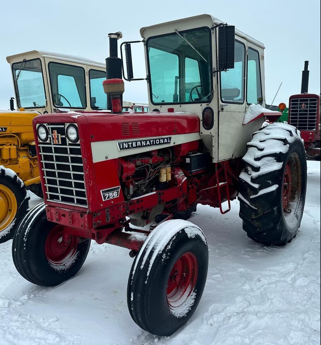 Image of International Harvester 756 Primary image