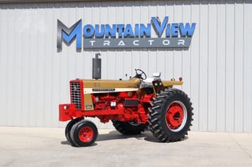 Main image International Harvester 826