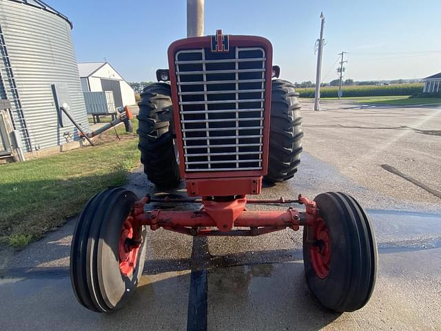 Image of International Harvester 856 equipment image 3