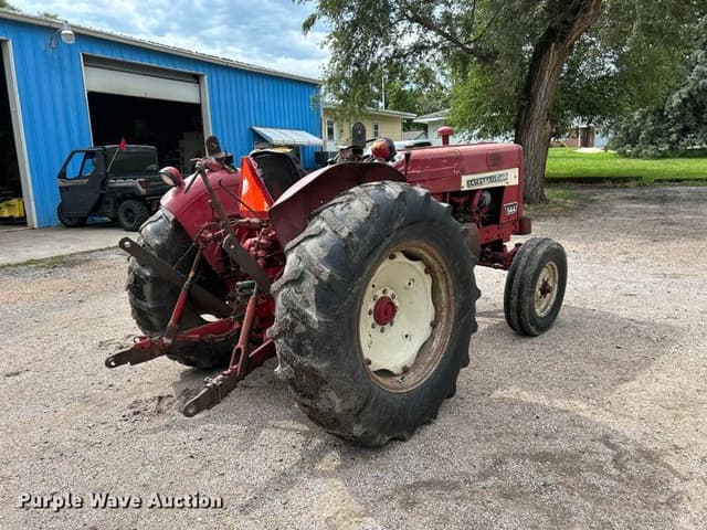 Image of International Harvester 544 equipment image 4