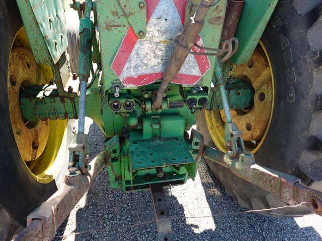 Image of John Deere 4020 equipment image 4