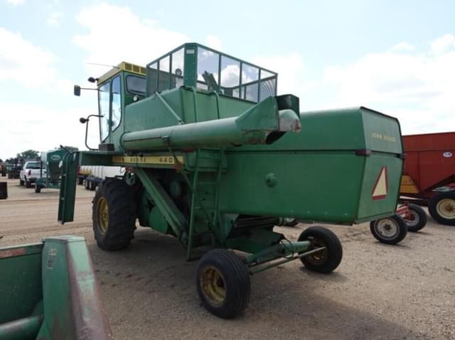 Image of John Deere 4400 equipment image 4