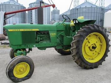 Main image John Deere 2520