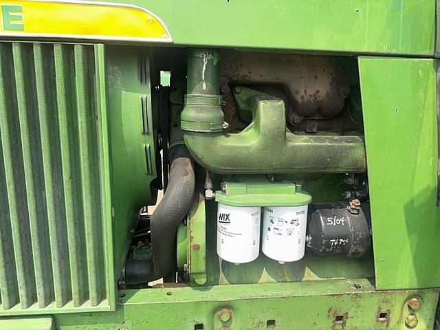 Image of John Deere 3020 equipment image 4