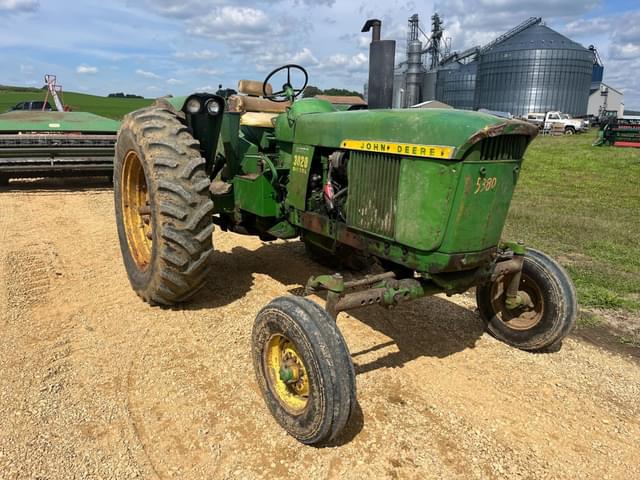 Image of John Deere 3020 equipment image 3