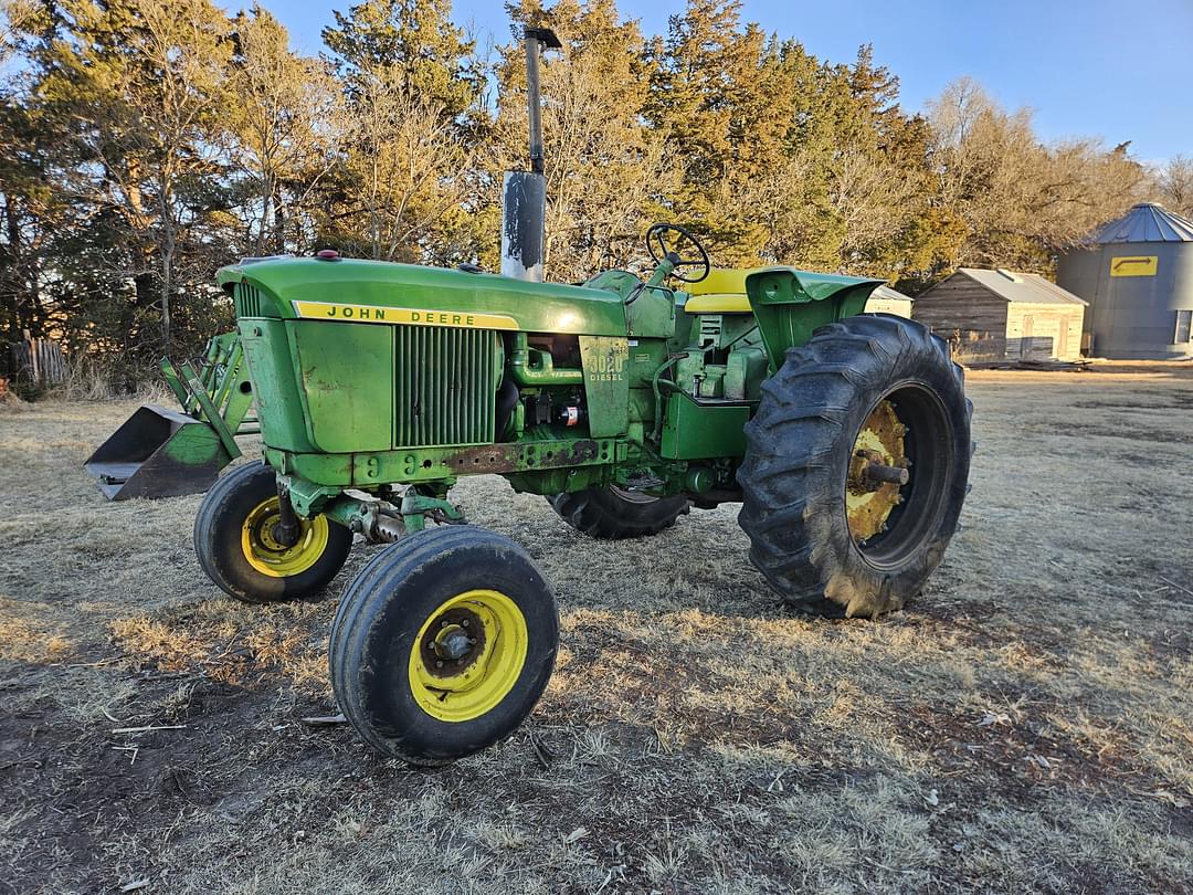 Image of John Deere 3020 Primary image